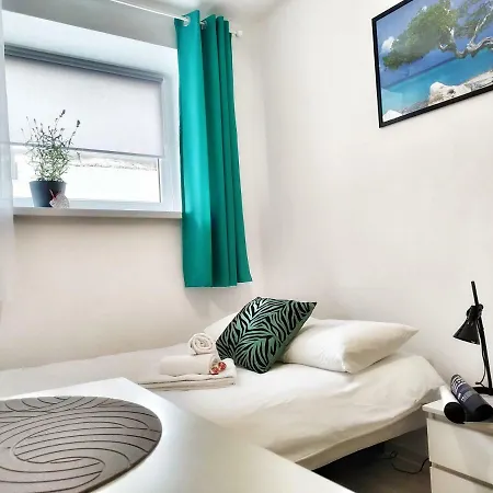 Homestay Pokoj Deseo Uno Olsztyn (Warmian-Masurian)