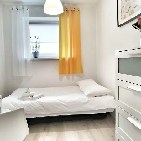 Homestay Pokoj Deseo Uno Olsztyn (Warmian-Masurian)